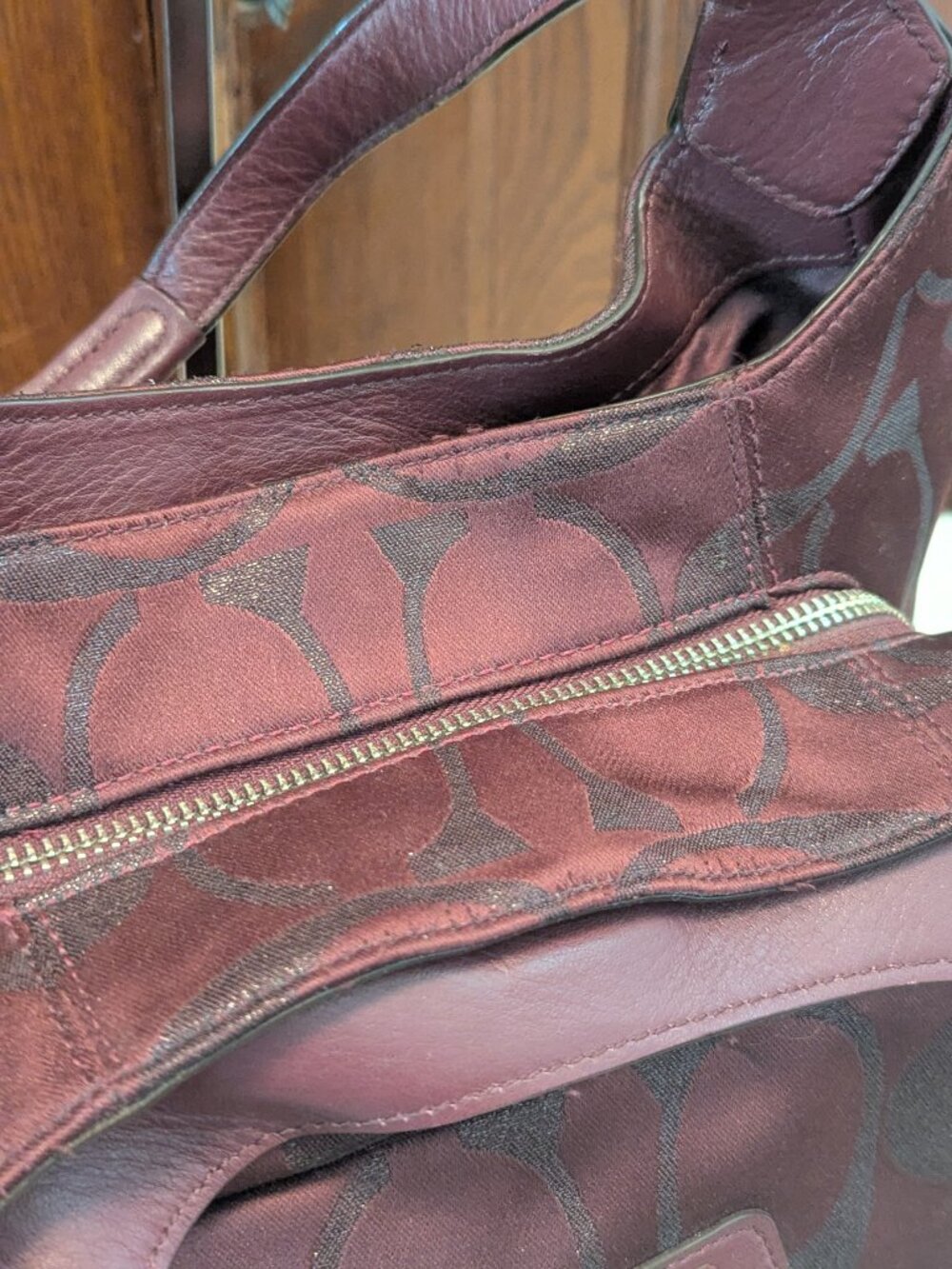 Coach Campbell F26245 Burgundy Signature Metallic Hobo Bag Burgundy - Picture 10 of 14